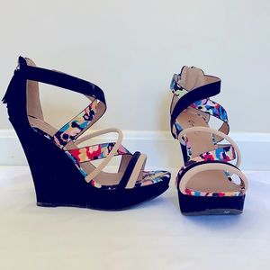 Strappy multicolor wedges